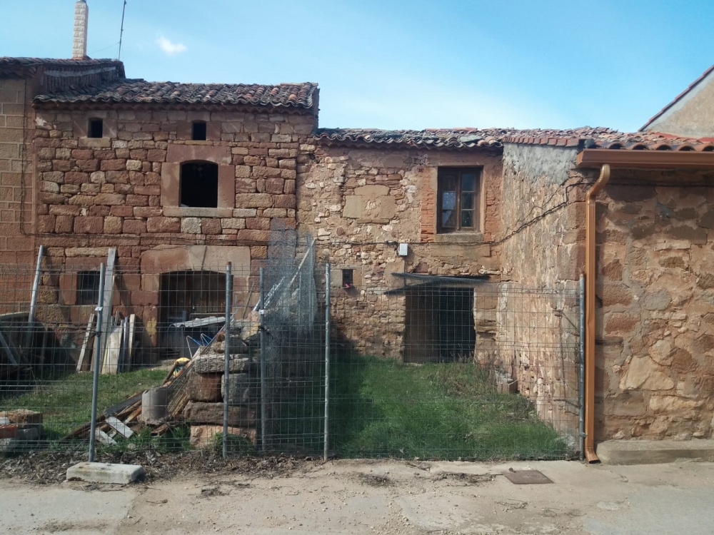 Presupuesto para demolición de edificios en mal estado